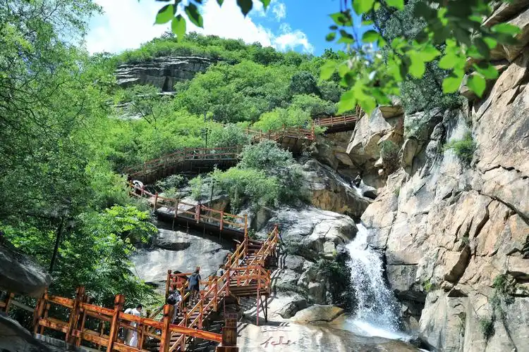 端午戏水好去处密云深处清凉谷