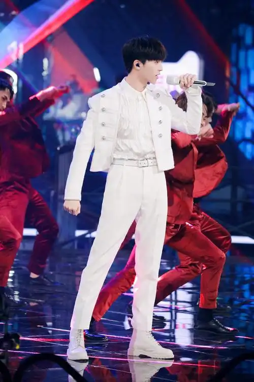 周末安利||陈立农舞台视觉听觉双重享受!