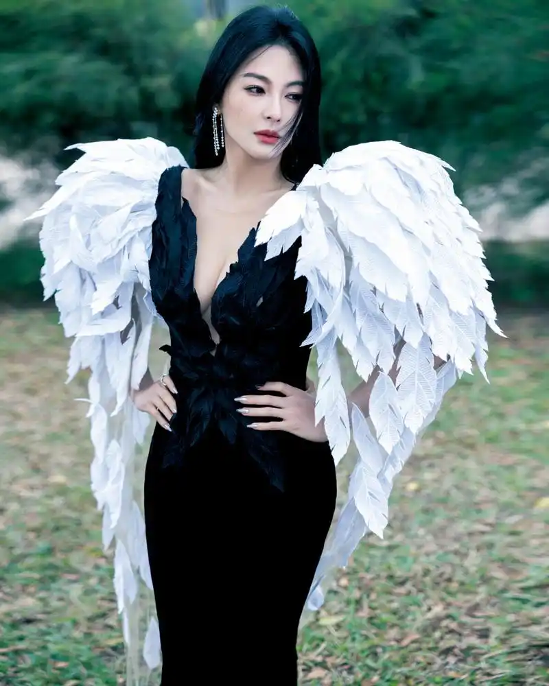 张雨绮超话 沉浸式体验06张雨绮 的童话世界