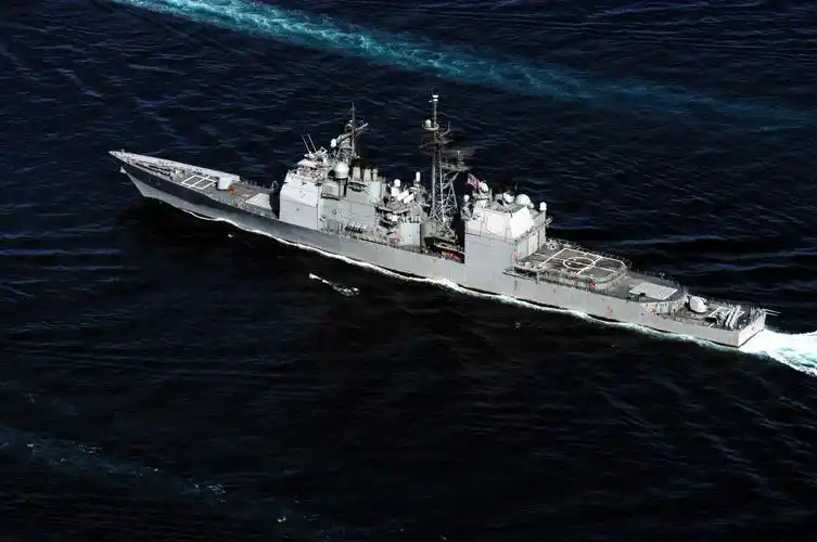 "提康德罗加"级导弹巡洋舰(图)