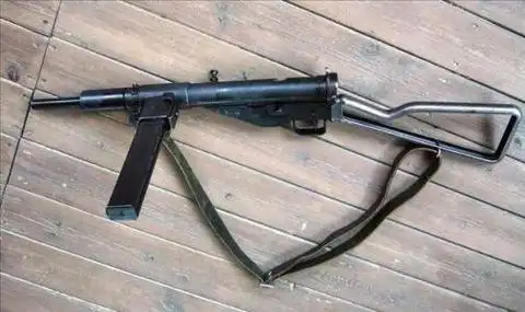 二战英国经典武器因做工简陋,被英军戏称"水管工人的杰作"