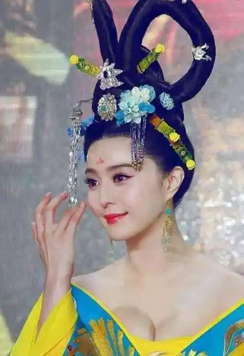 范冰冰大尺度的剧照图片 傲人胸围超级吸晴