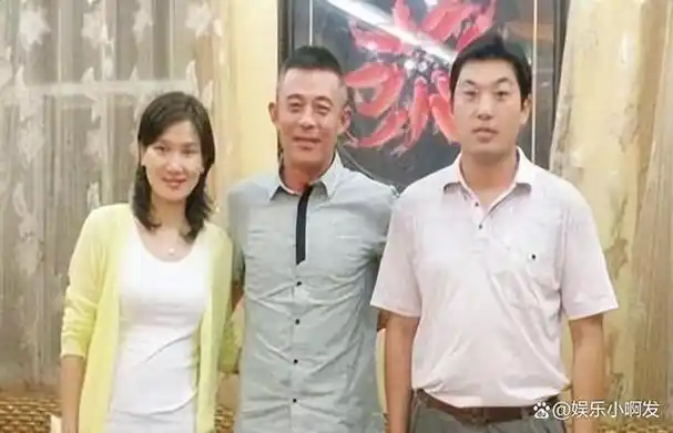 国家一级演员侯勇这辈子做的最正确的决定就是娶了90后妻子