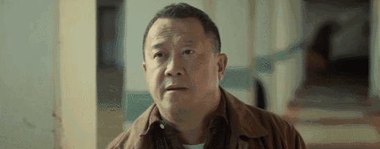 继郭羡妮之后,14年来再次捧得双冠的美人,还和曾志伟关系亲密