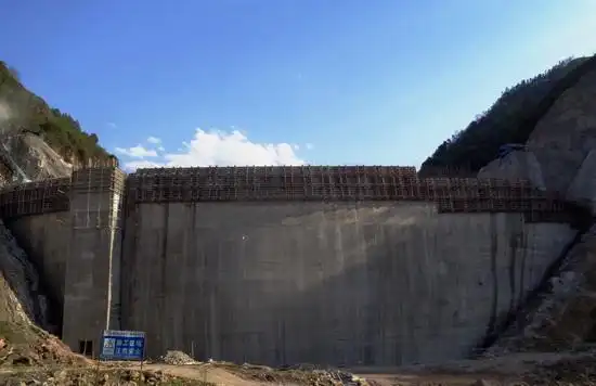 四川倒流河双曲拱坝工程月创攀升10新纪录