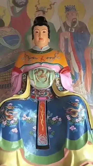 九龙圣母彩绘中