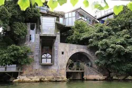 杨丽萍的房子是一座宫殿! 艺术气息浓厚, 而如今却将被拆除