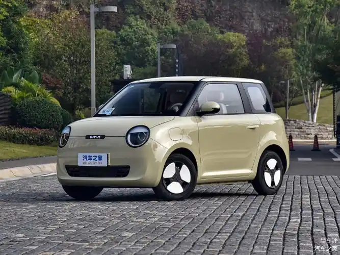 吉利几何e领衔电动车市场续航与科技的完美结合