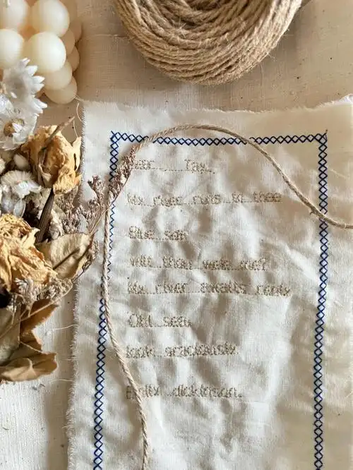 sea,look graciously——emily dickinson我是一条朝你奔流而去的