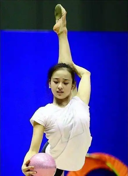 为什么孙妍在被称为韩国体操第一美女?她退役后生活和现状如何?