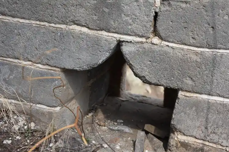 砖墙的勾缝处理,真是太精致了!