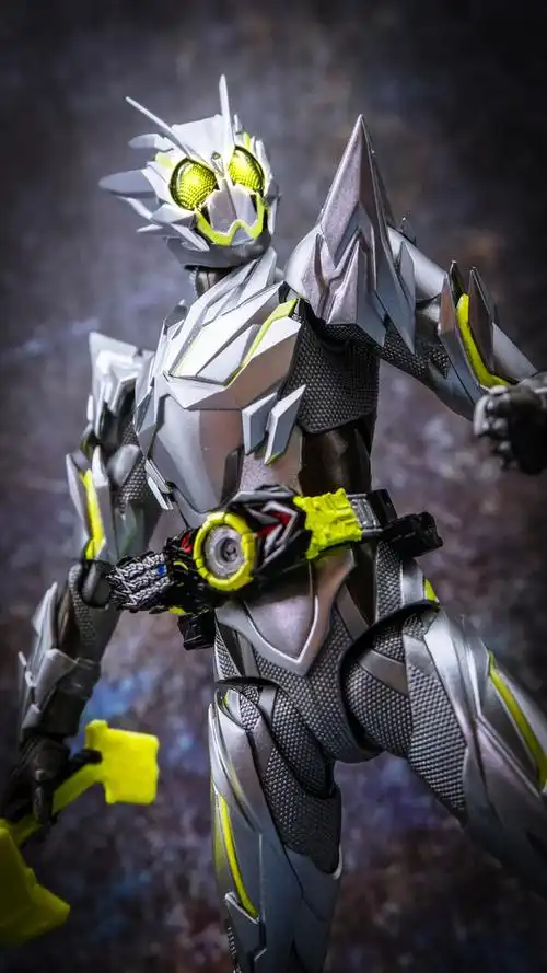 万代shf假面骑士金属簇蝗虫