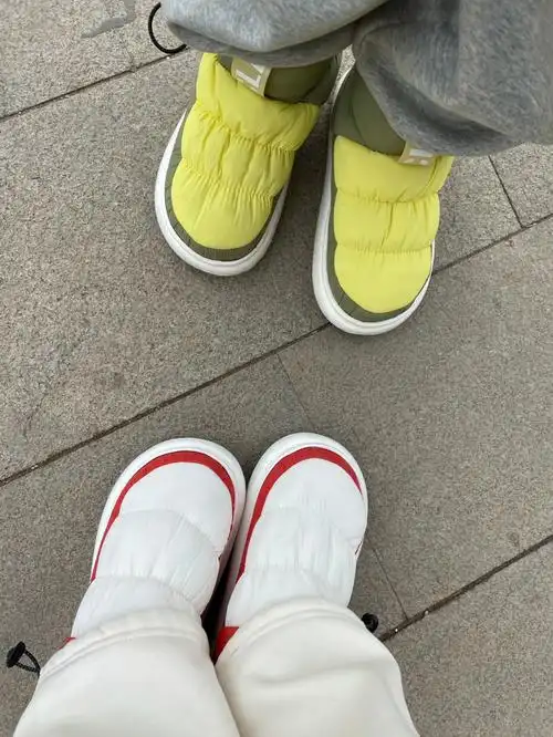 烧脚的暖鞋哈哈哈丑萌丑萌