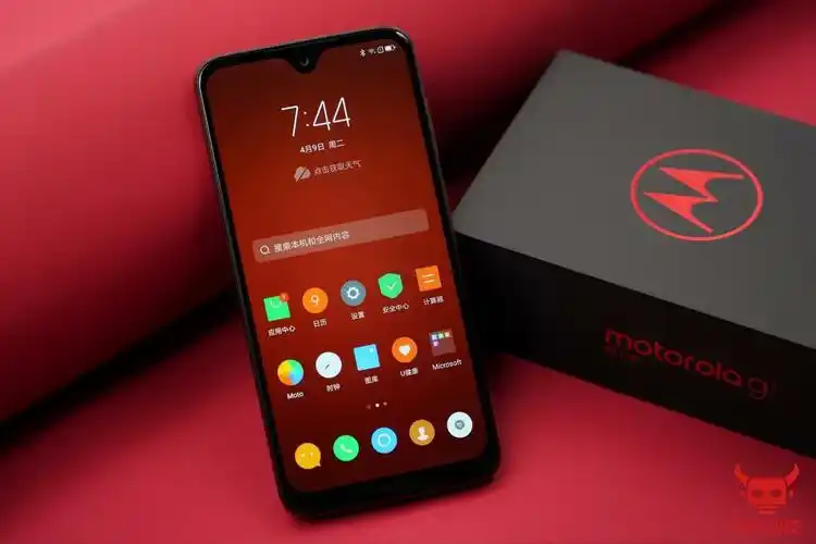 超强降噪 双扬声杜比音效重燃老友情怀 摩托罗拉g7 plus真机图赏