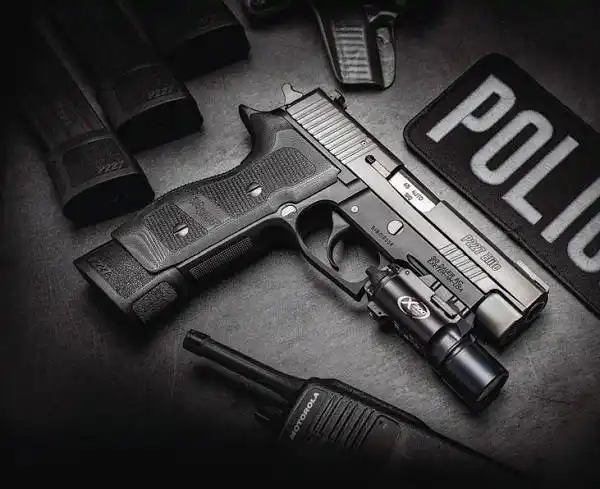 西格绍尔公司几款经典手枪帅气十足你可喜欢