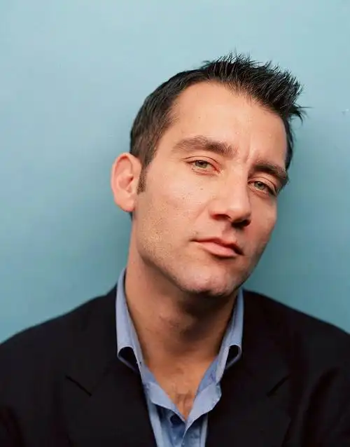 p>克里夫·欧文(clive owen),1964年10月3日出生于英国考文垂沃里克