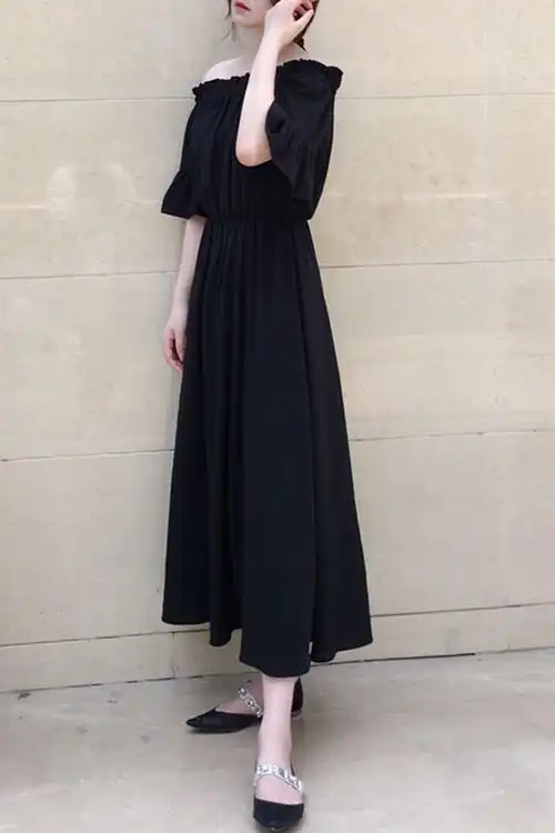 2020夏新款一字肩显瘦露肩雪纺黑色连衣裙长裙超仙赫本小黑裙
