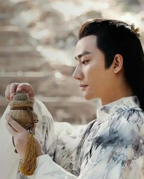 《九州海上牧云记》黄轩