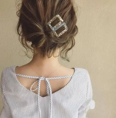 中长发都适用的清爽扎发