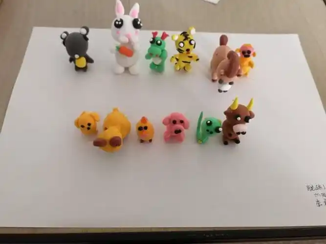 育小校本课程《多彩的超轻粘土》之十二生肖作品展示