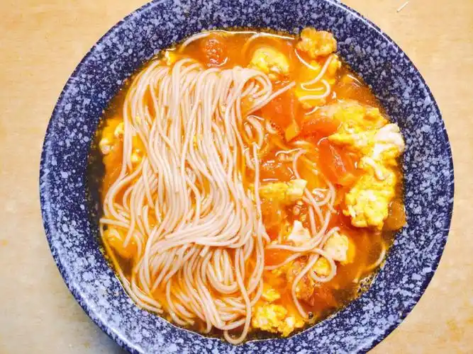 懒得做饭仅需10分钟番茄鸡蛋面是最佳选择