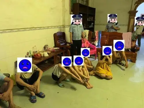 崇左某县扫黄现场,16名涉黄男女被抓获