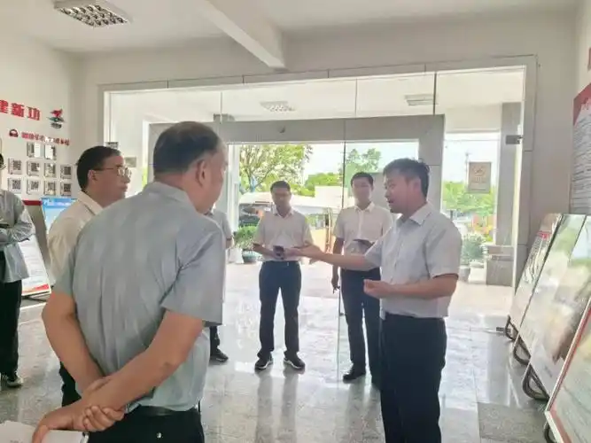 万安县委书记陈海民到万安县林业局调研林业重点工作