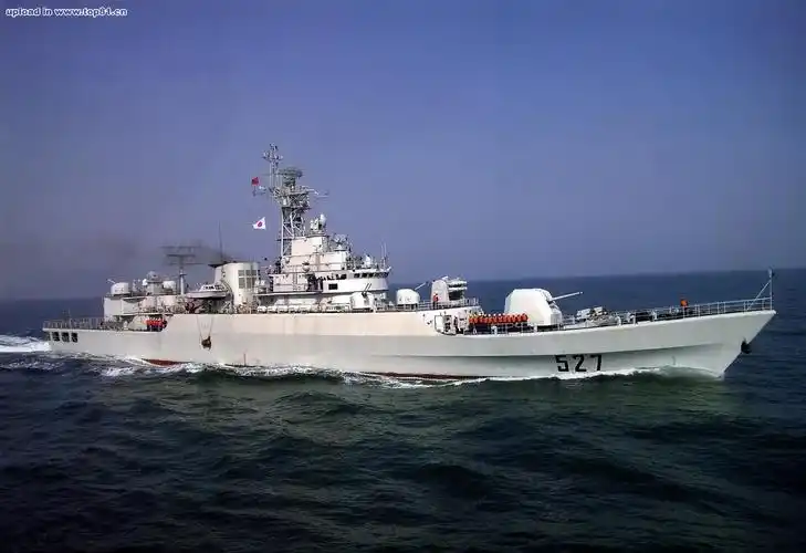 527号"洛阳"舰(图:网络)