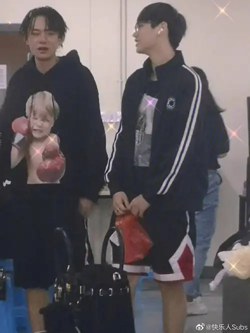 ak刘彰适合壁纸的几张图