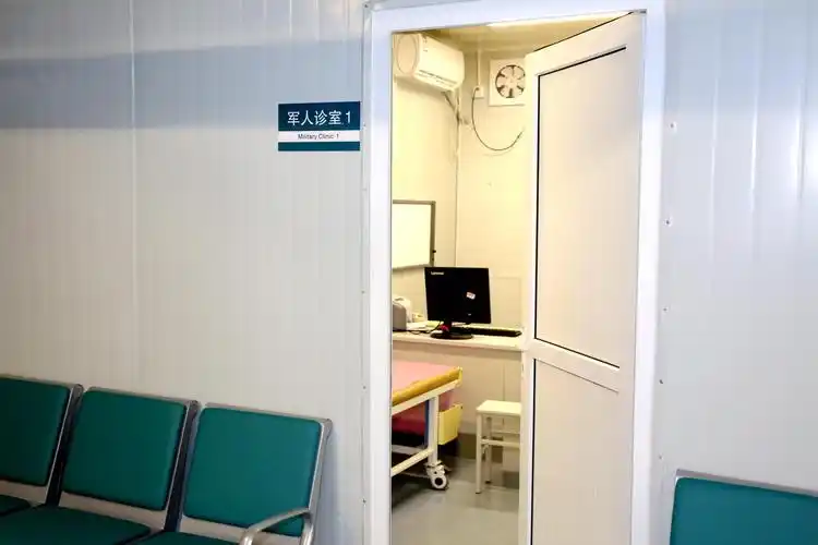 解放军总医院:新发热门诊投入战"疫"