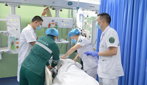 大竹县人民医院开展创伤急救应急演练