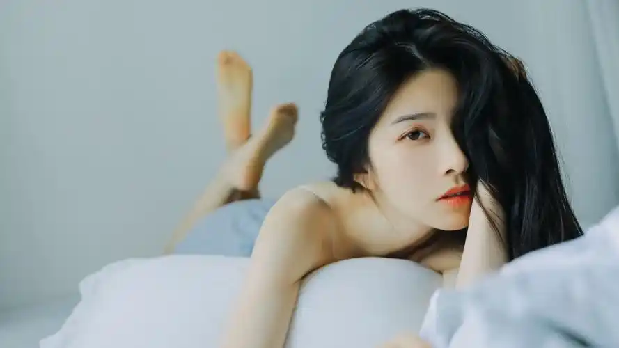 家居唯美摄影文艺小清新美女4k壁纸