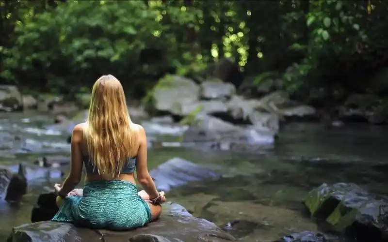 guided meditation to cope with negative energy | manifest love &