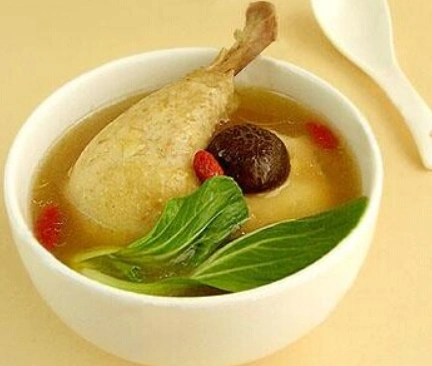 功效|色香味美|炖鸡汤_新浪新闻