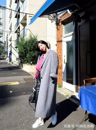 过膝大衣配什么鞋子 瞬间提升气场