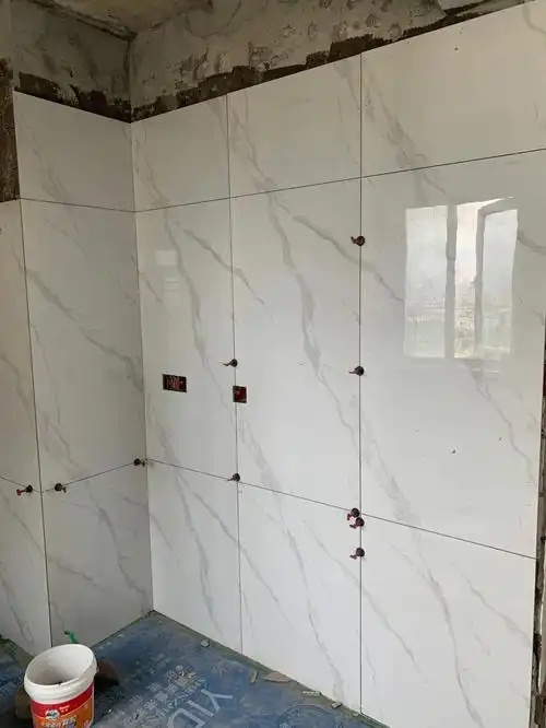 全国统一的厨房瓷砖鱼肚白0909