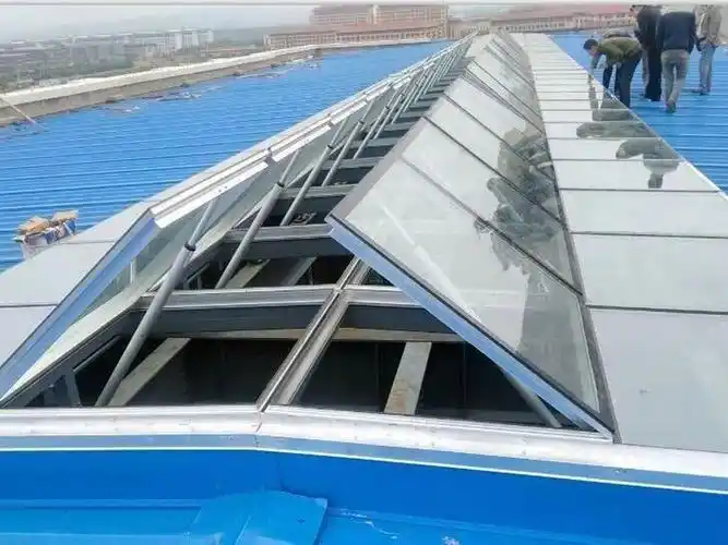 一字型消防排烟天窗_电动采光排烟天窗-消防联动排烟窗-通风天窗气楼