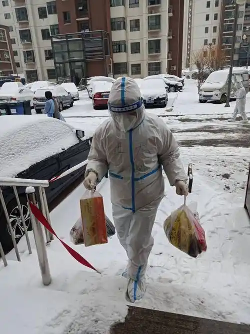 支援津南抗疫的温暖瞬间_群众_疫情_社区