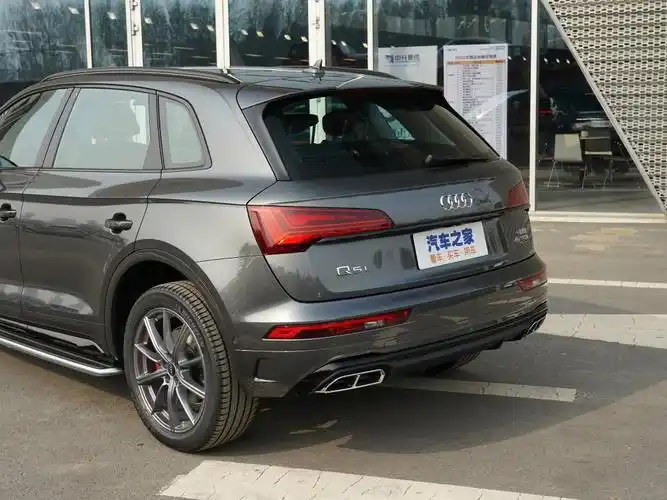 一汽奥迪 奥迪q5l 2022款 45t 臻选动感型