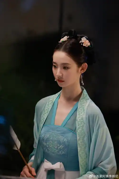 张艺凡的古装##一拍即合的我们