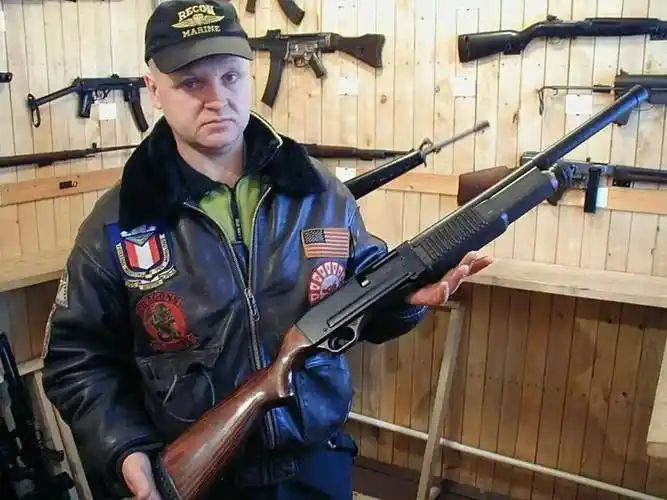 世界上最大口径的霰弹枪俄罗斯ks-23,用机炮炮管做枪管_发射_威力