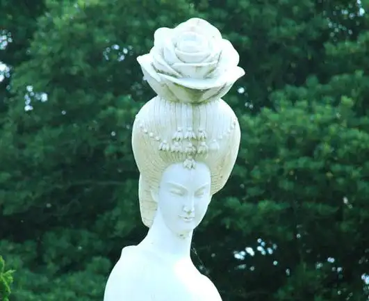 日本山口县举办"冬季树"节 数十万彩灯映照夜空