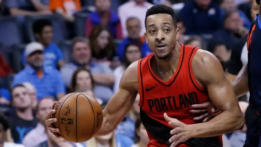 cj-麦科勒姆 上赛季数据:21.4分4篮板3.4助攻1抢断,投篮命中率44.