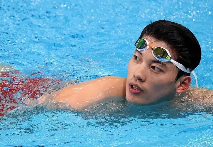 十四运会游泳男子400米个人混合泳汪顺夺冠