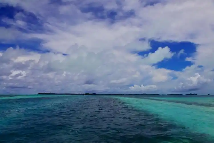 世界双遗产"洛克群岛-南部泻湖":德国水道.