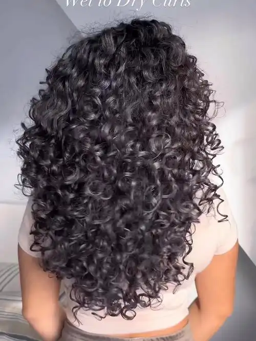 复古美式烫发辣妹拉美卷