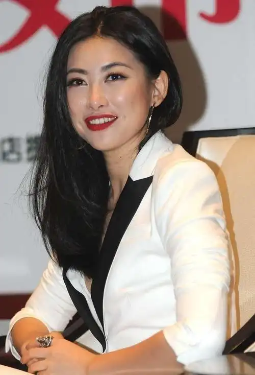 朱珠年轻时的颜值(连续10年入选世界百美)(18)