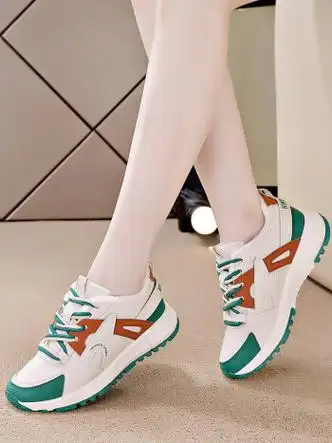 百丽尚熙运动鞋女秋冬新款加绒鞋子厚底阿甘跑步鞋旅游学生女生百搭