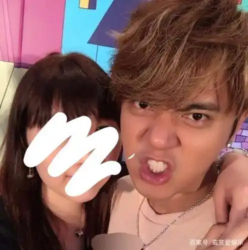 化妆师与罗志祥合照