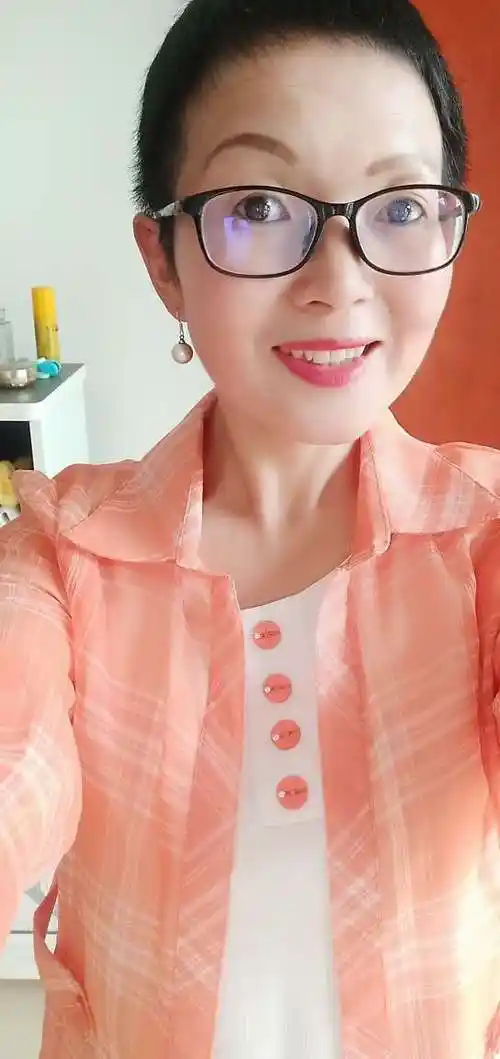 50岁离异女征婚照片(id:3039129)_四川南充征婚交友_我主良缘网